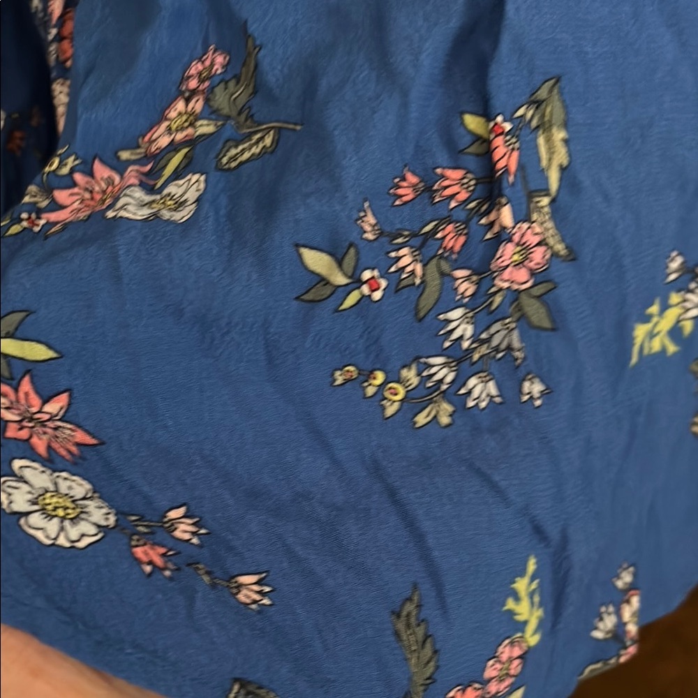 LOFT 🩷Blue White and Pink Ruffled Floral Long Sleeve Blouse - Picture 2 of 5